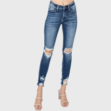 Load image into Gallery viewer, Petra Distressed High Rise Skinny