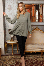 Load image into Gallery viewer, Tiered Tunic Top