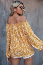 Load image into Gallery viewer, Off the Shoulder Floral Top (Preorder)

