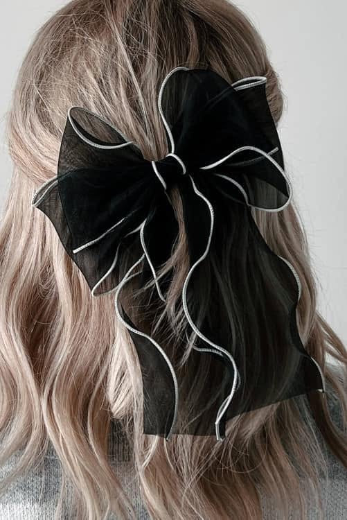 Bow Clip (Preorder)