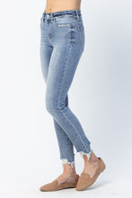 Load image into Gallery viewer, Judy Blue Ankle Distressed Denim

