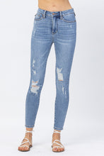 Load image into Gallery viewer, Judy Blue Hi-Rise Tummy Control Distressed Denim
