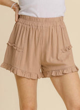 Load image into Gallery viewer, Elastic Waist Pull-On Shorts
