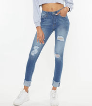Load image into Gallery viewer, Kancan High Rise Cuff Skinny Jeans
