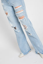 Load image into Gallery viewer, Petra153 Rigid Distressed Vintage Flare
