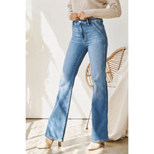 Load image into Gallery viewer, KanCan Slim High Rise Flare
