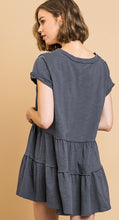 Load image into Gallery viewer, Tiered V-Neck Tunic
