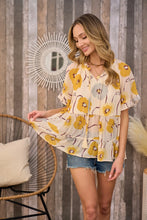 Load image into Gallery viewer, Floral Printed Tiered Blouse
