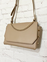 Load image into Gallery viewer, Faux Leather Chain Design Shoulder Bag
