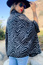 Load image into Gallery viewer, Printed Poncho
