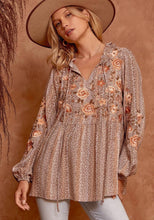 Load image into Gallery viewer, Embroidered Boho Tunic
